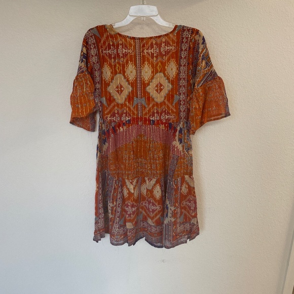Raga Sunset Flutter Sleeve Dress - Picture 4 of 7